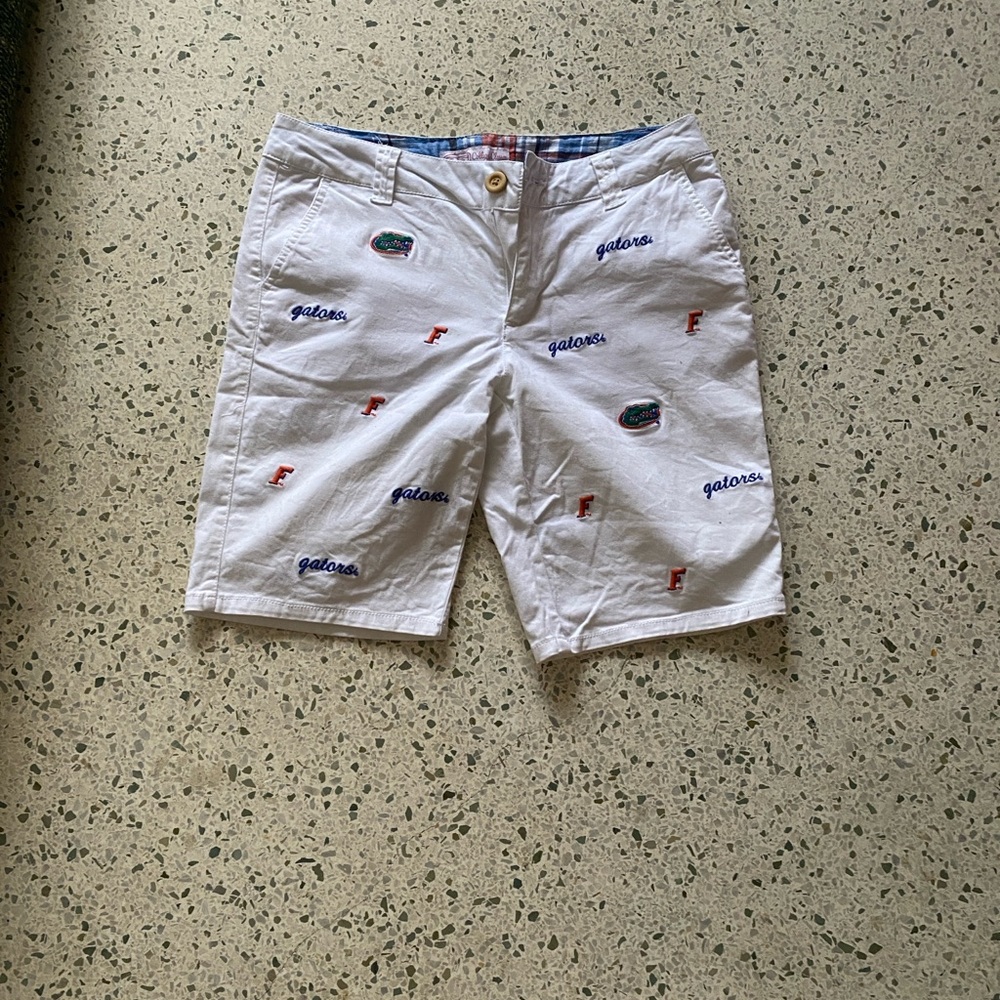 White Embroidered Women's Shorts